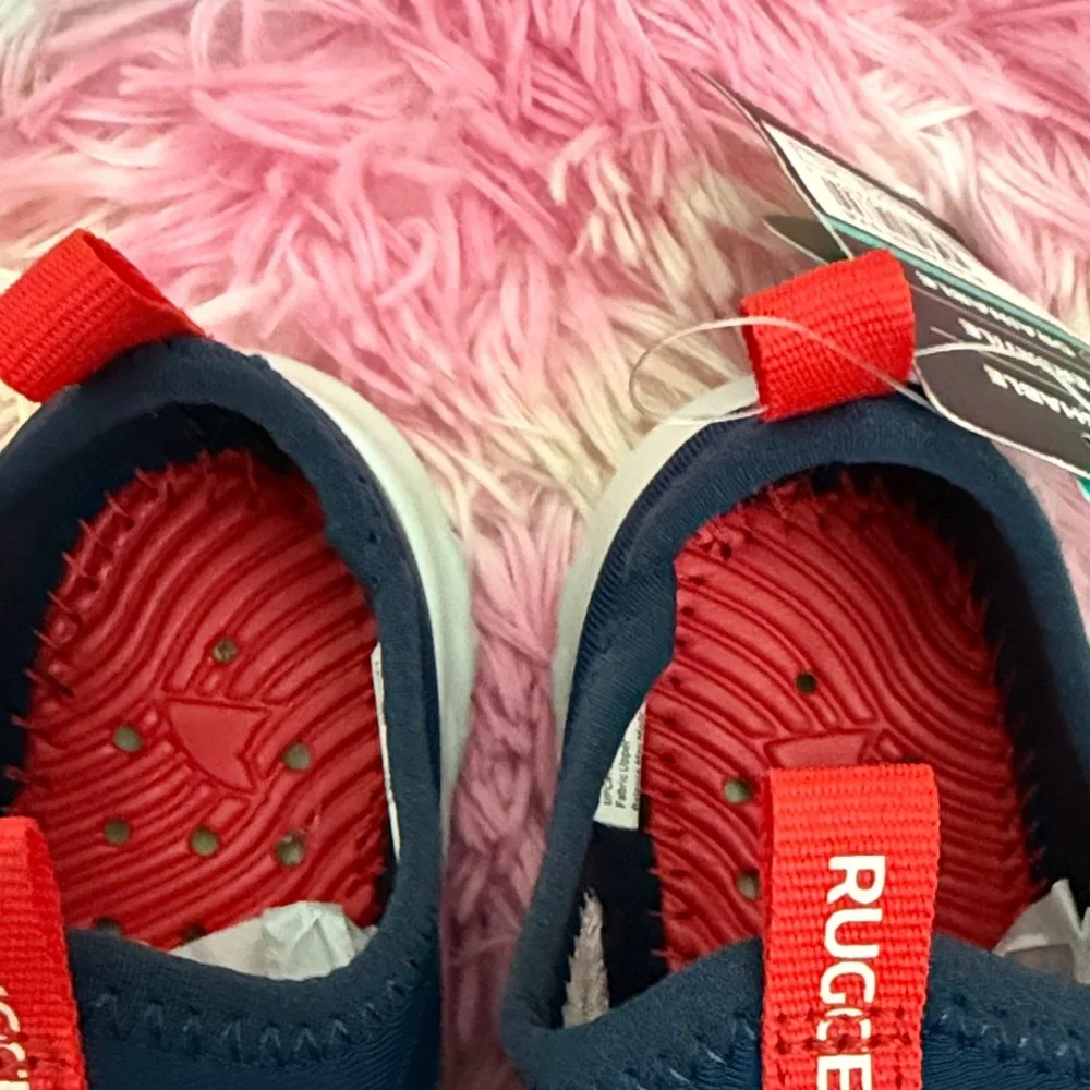Rugged Shark Kids' navy blue and Orange Water Shoes